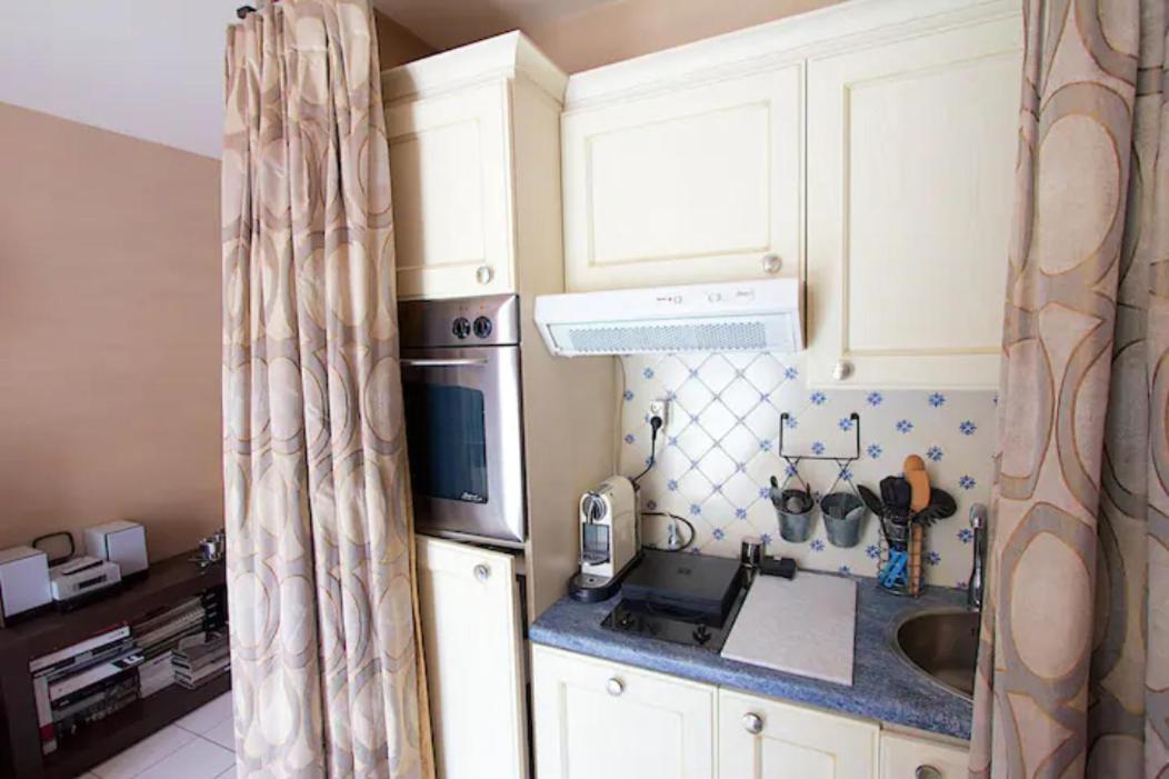 Appartement Sur La Pinede A Juan Les Pins Antibes Exterior foto